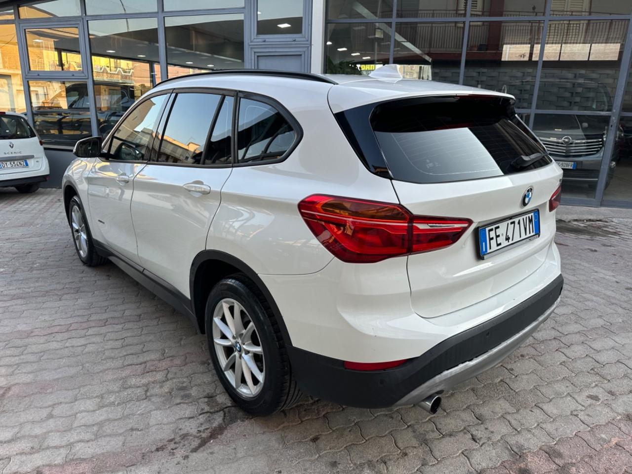 Bmw X1 sDrive18d Automatico Tetto Aprire 2016