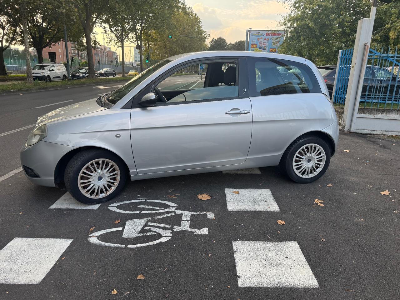 Lancia Ypsilon 1.2 Benz 8V Oro 2009