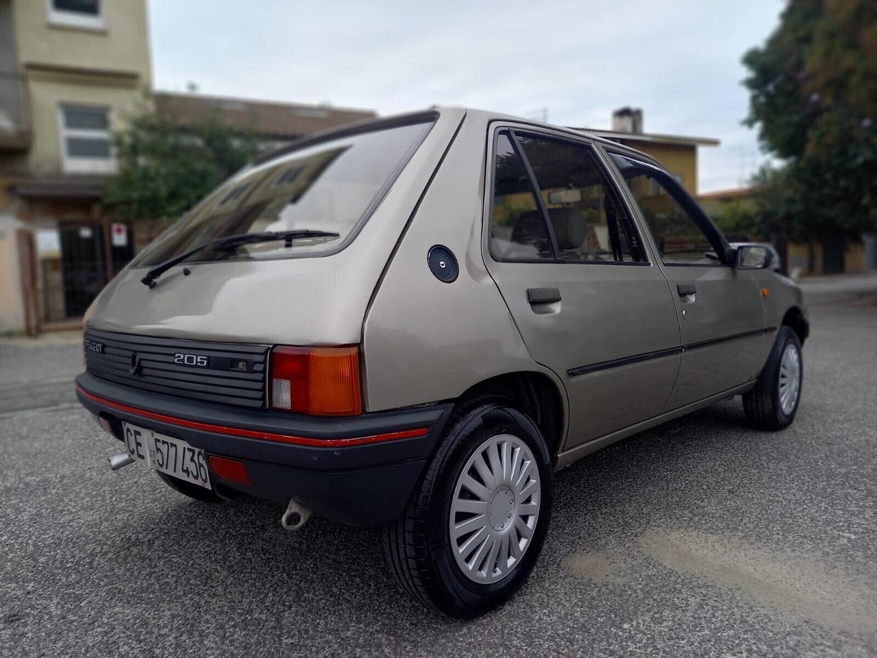 Peugeot 205 1.1 50cv CONSERVATA Frizione Nuova