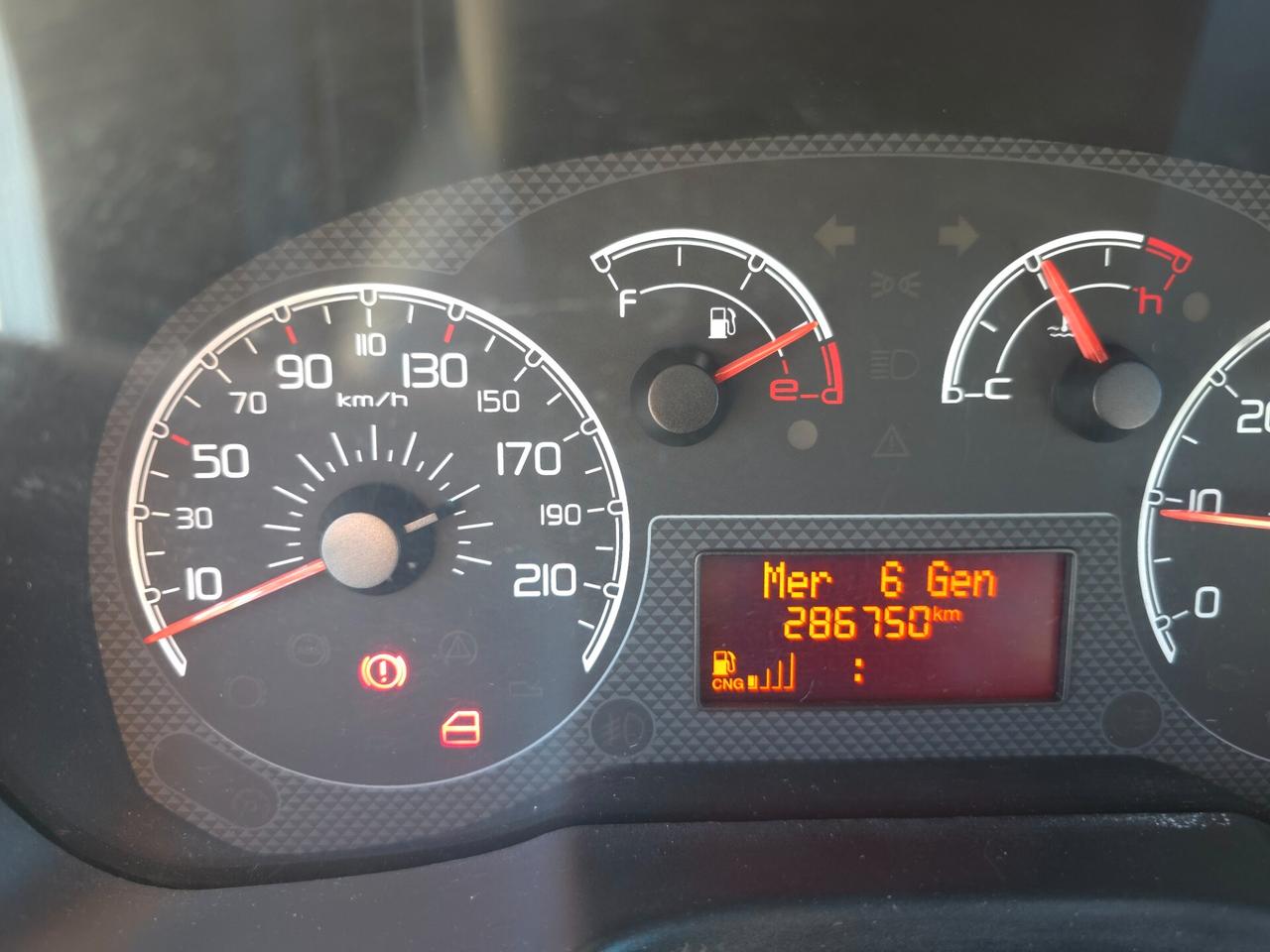 Fiat Qubo 1.4 8V 77 CV Dynamic Natural Power