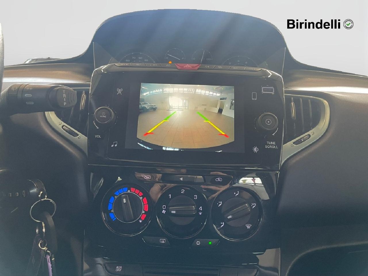 LANCIA Ypsilon 3ª serie - Ypsilon 1.0 FireFly 5 porte S&S Hybrid Silver