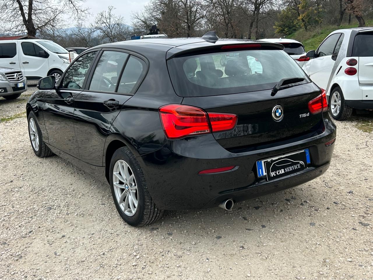 Bmw 116 116d 5p. Business neopatentati