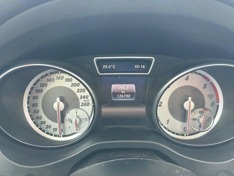 Mercedes-Benz GLA 180 d Business