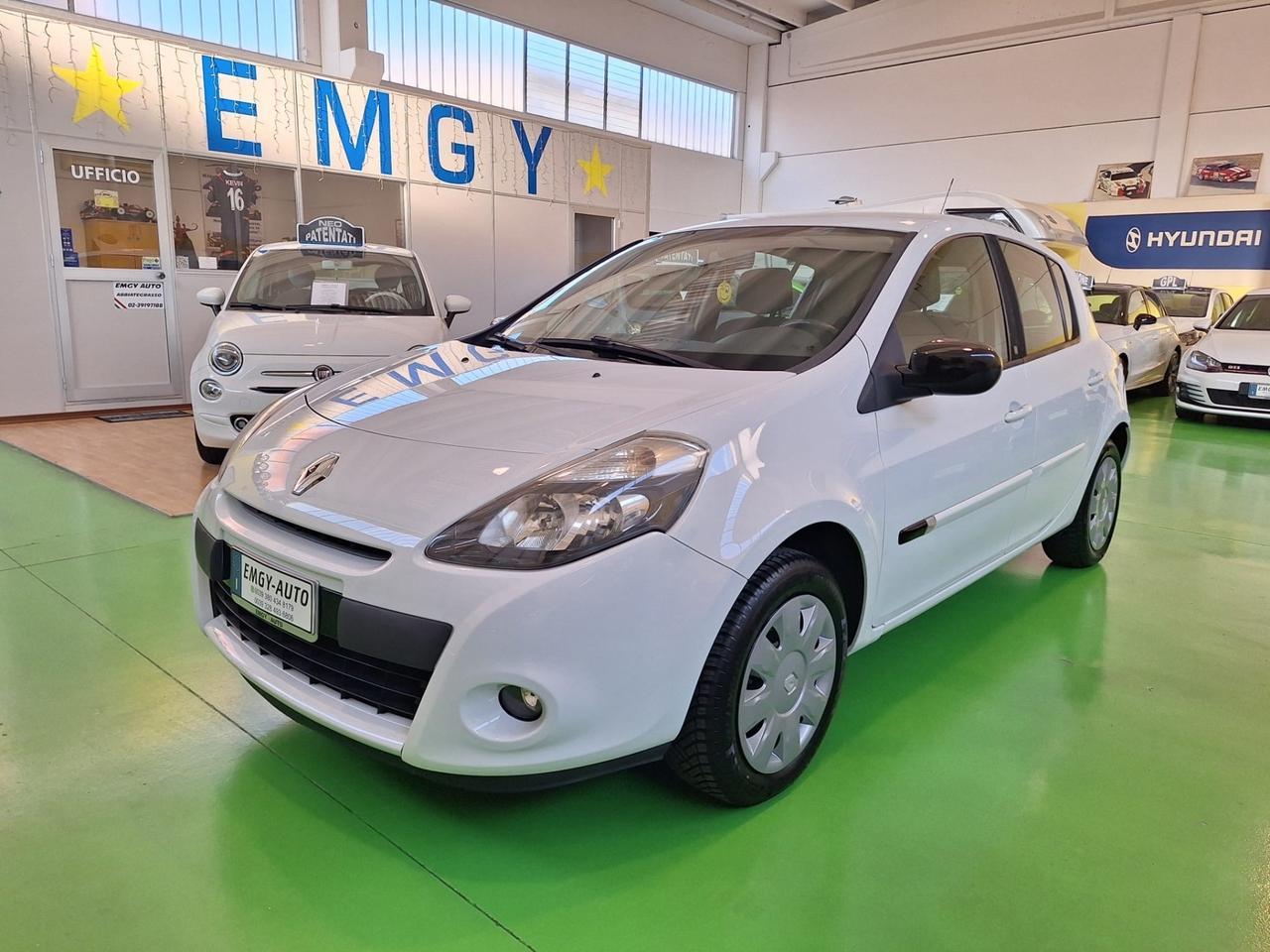 Renault Clio 1.2 16V 5 porte Dynamique