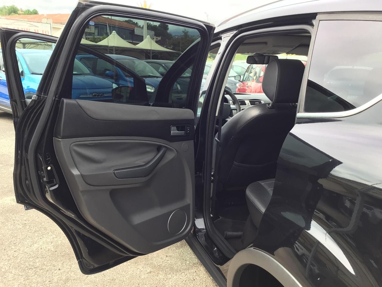 Ford Kuga 2.0 TDCi 136cv 4x4 Titanium