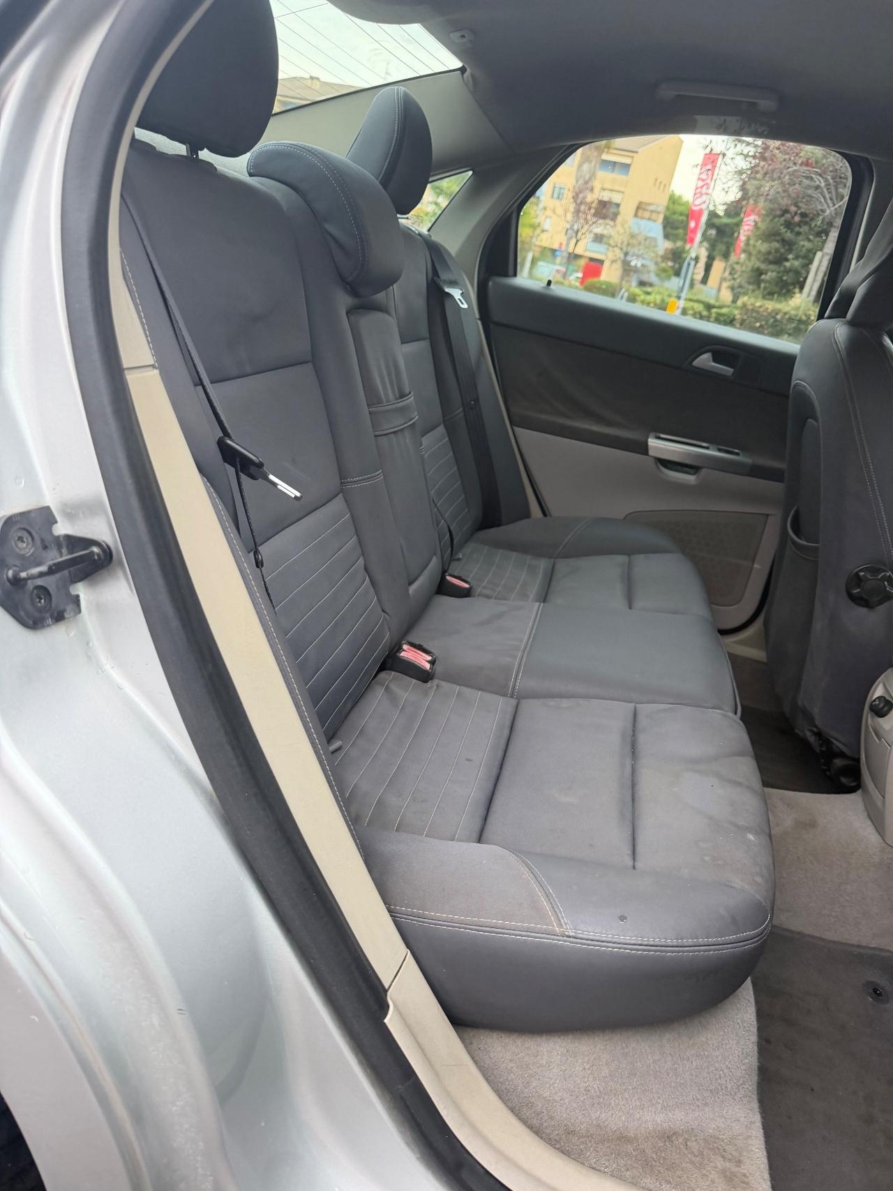 Volvo S40 2.0 D cat Momentum