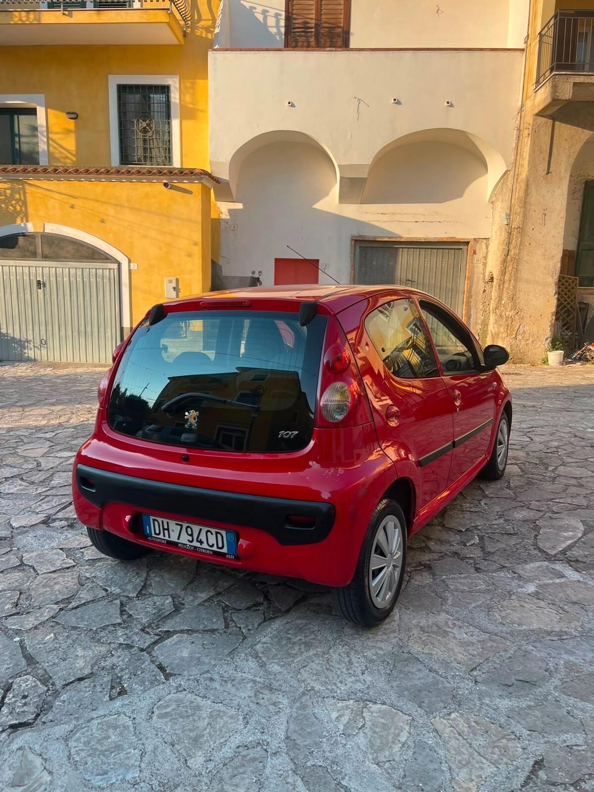 Peugeot 107 1.0 68CV 5p. Sweet Years