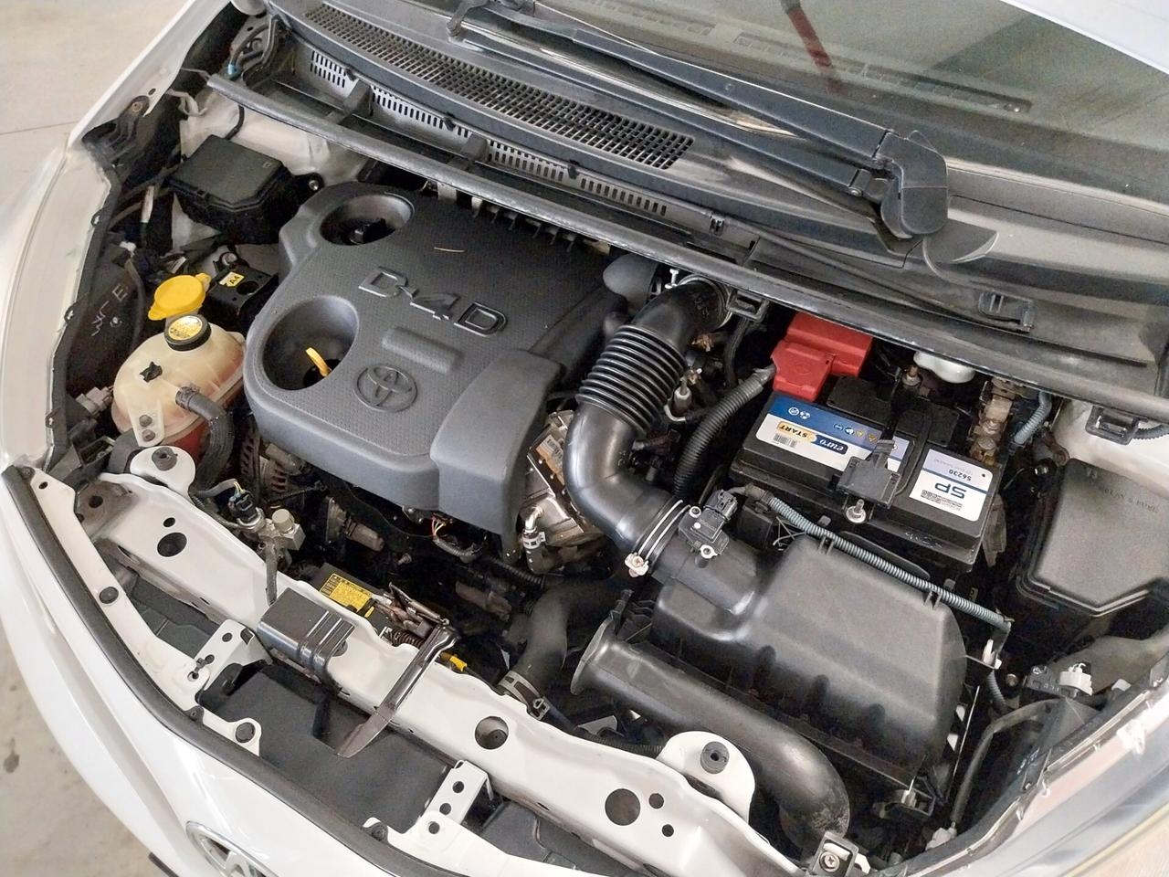 Toyota Yaris 1.4d-4d Lounge - ok neopatentati