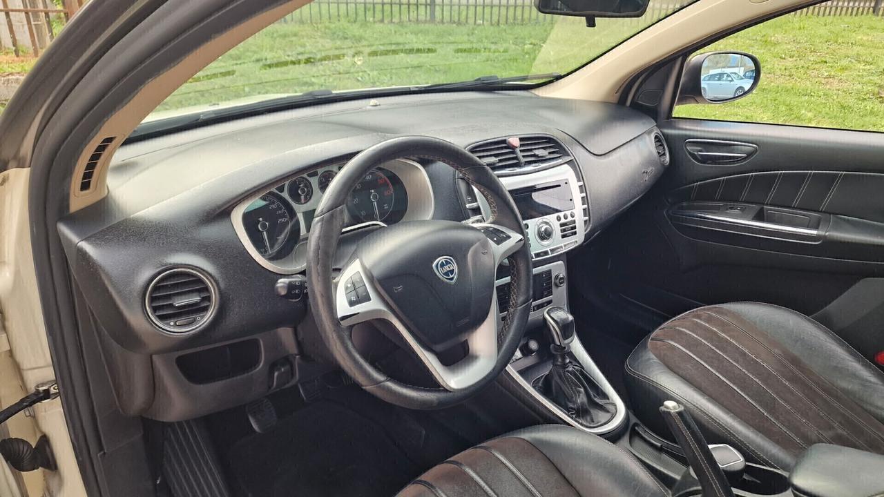 Lancia Delta 1.6 MJT Platino "TETTO APRIBILE"