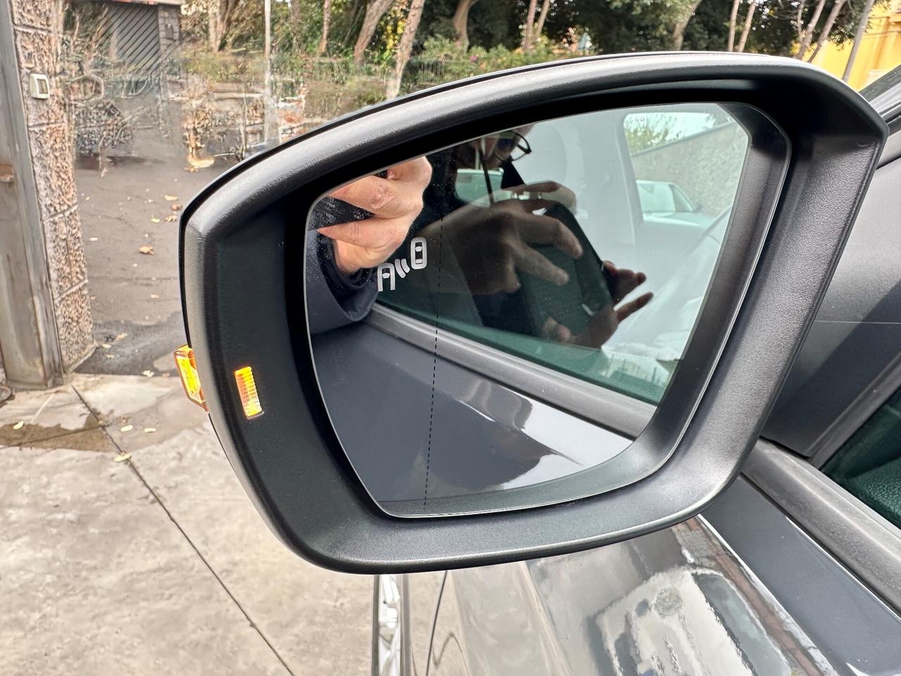 Volkswagen T-Cross 1.6 TDI SCR Style BMT