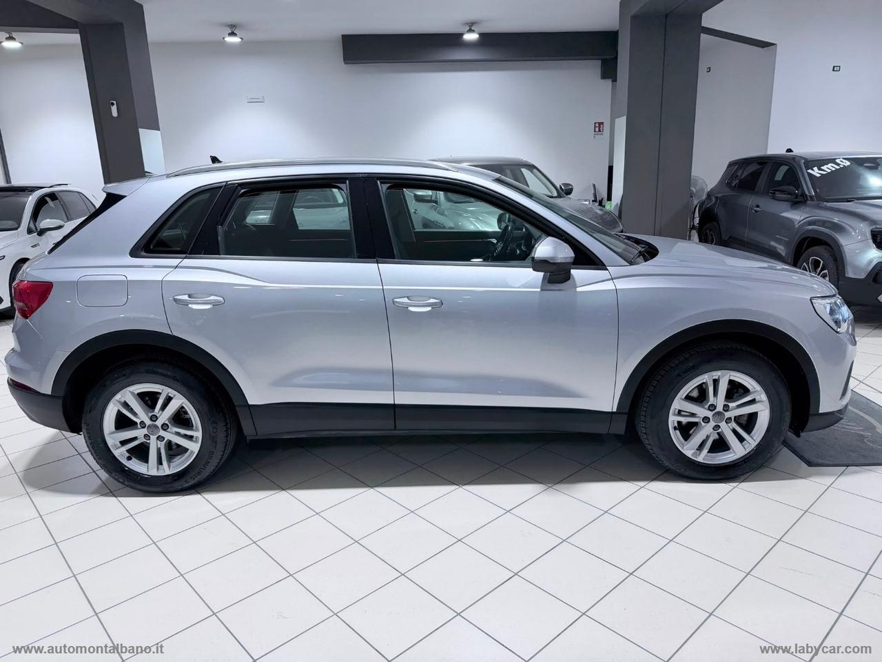 AUDI Q3 35 TDI S tronic Business SPORT