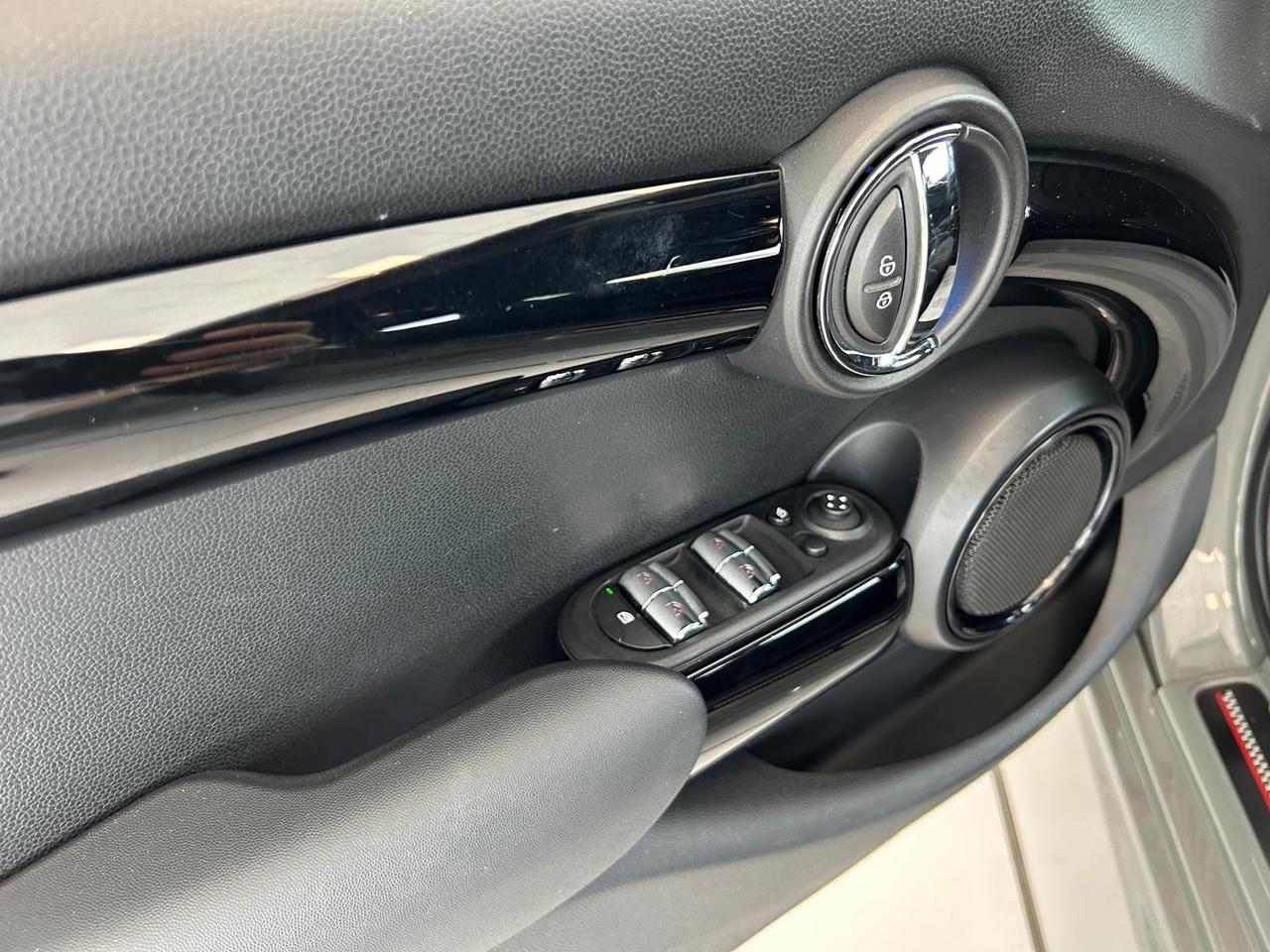Mini 2.0 Cooper S Hype 5 porte JCW Auto
