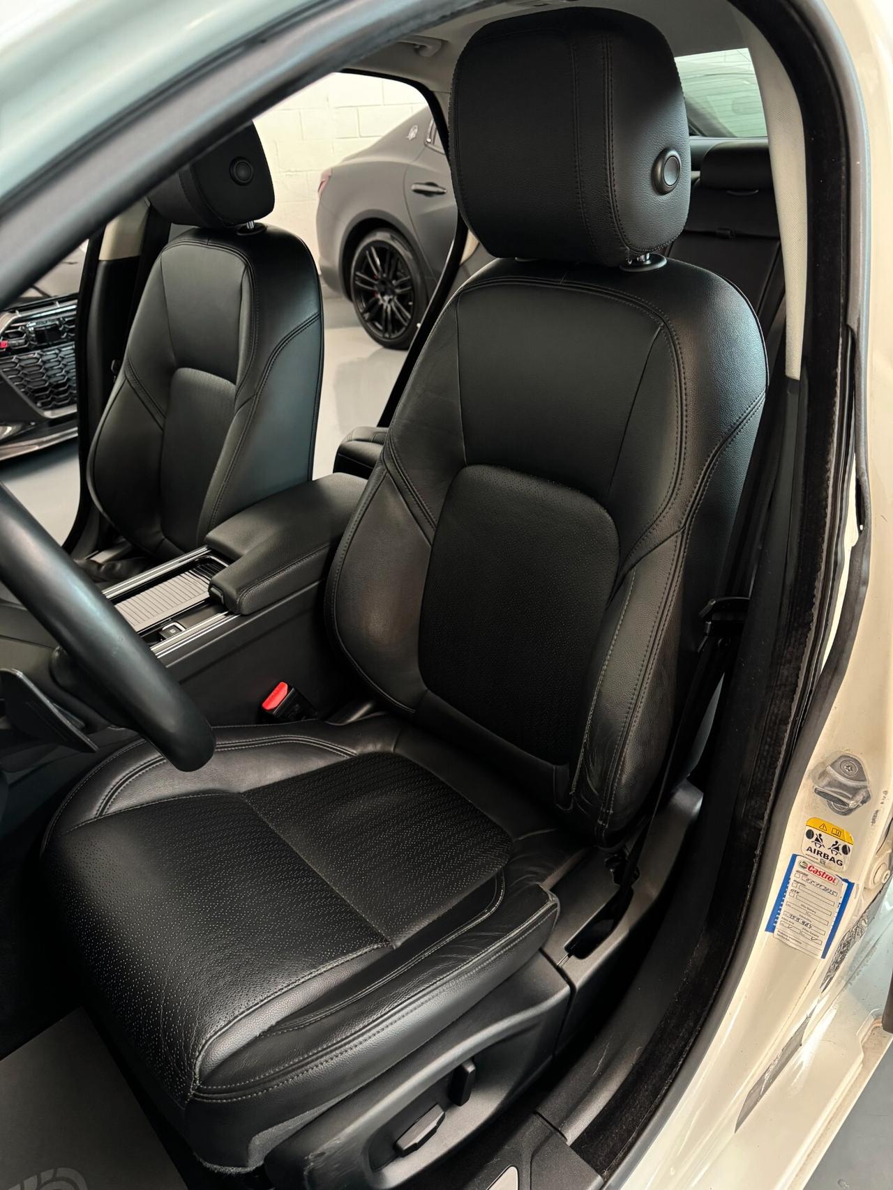 Jaguar XF 2.0cc 180cv Automatica Navigatore Finanziabile