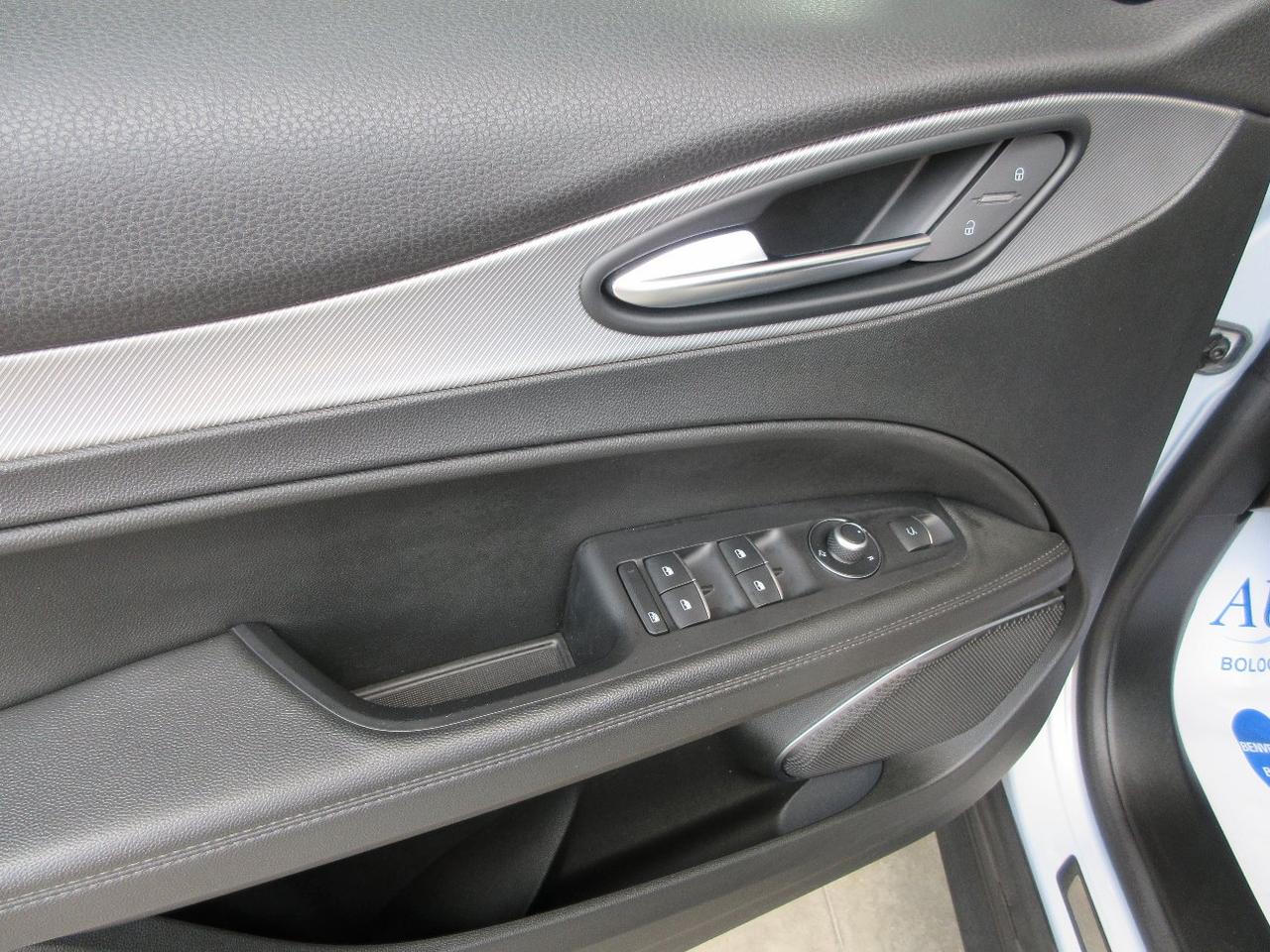 Alfa Romeo Stelvio 2.2 t Sprint Q4 190cv auto