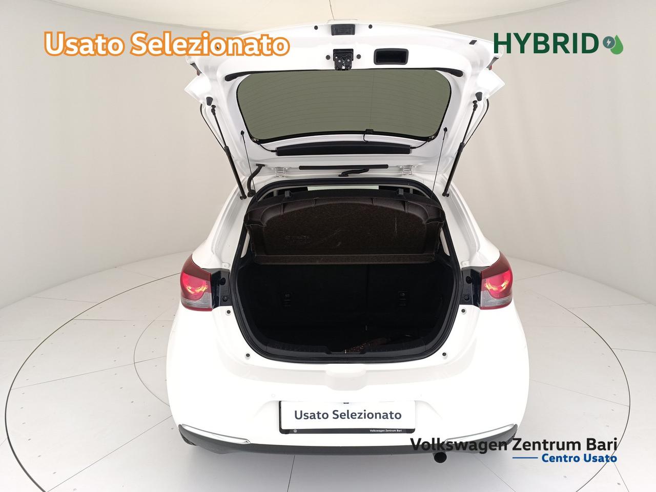 Mazda 2 1.5 homura 75cv