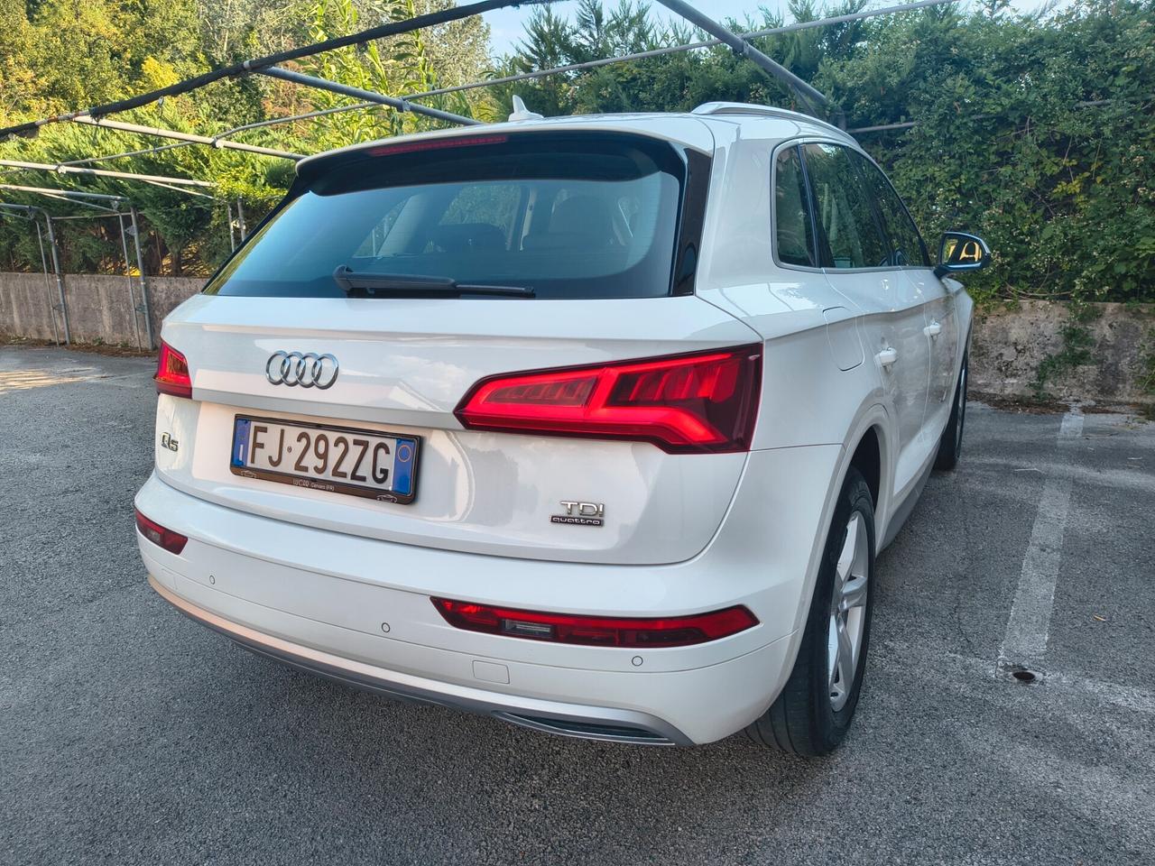AUDI Q5 2.0 TDI QUATTRO S TRONIC BUSINESS SPORT