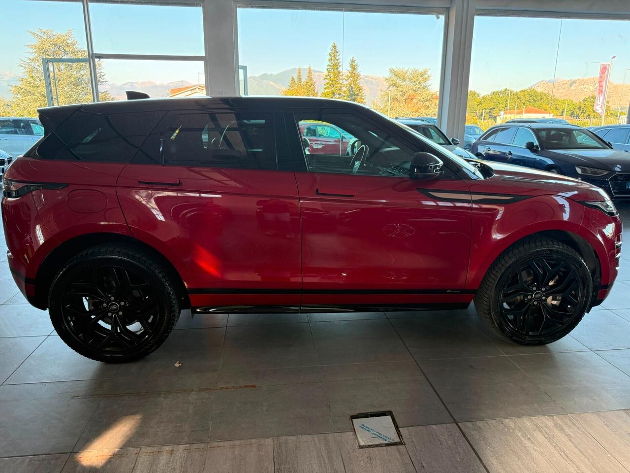 Land Rover Range Evoque 2.0D I4-L.Flw 150CV AWD Auto R-Dynamic SE