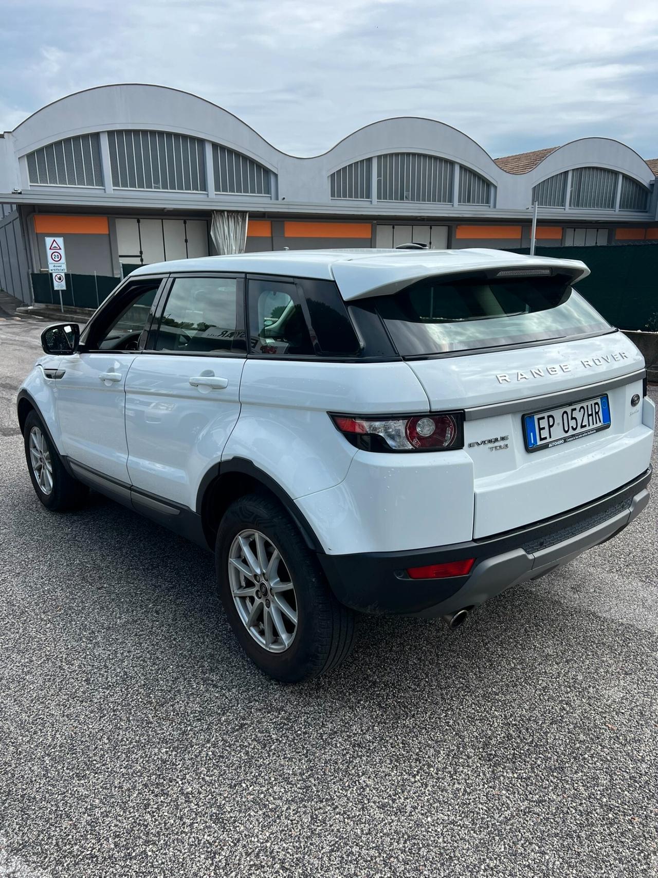 Land Rover Range Rover Evoque Range Rover Evoque 2.2 TD4 5p. Pure