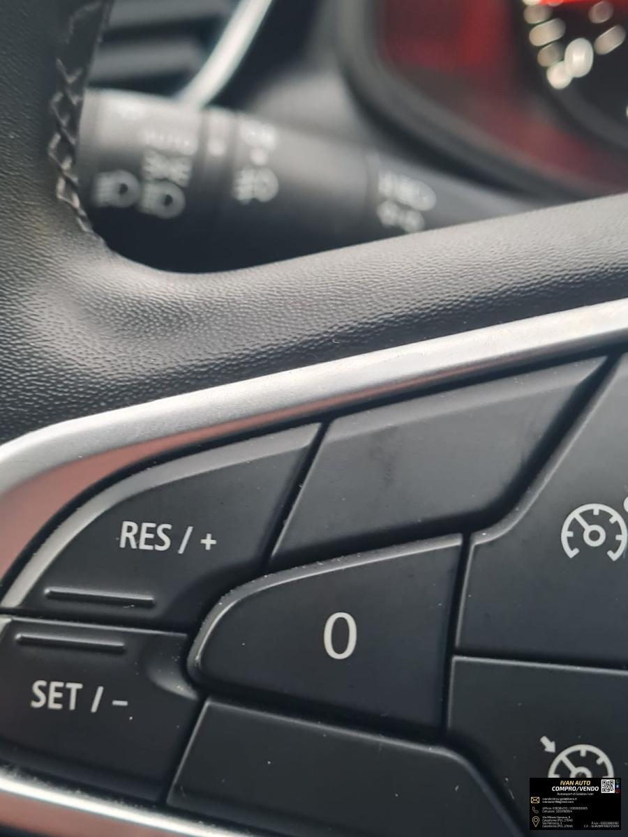 RENAULT Clio Benzina-Neopatentati-Anno 2022