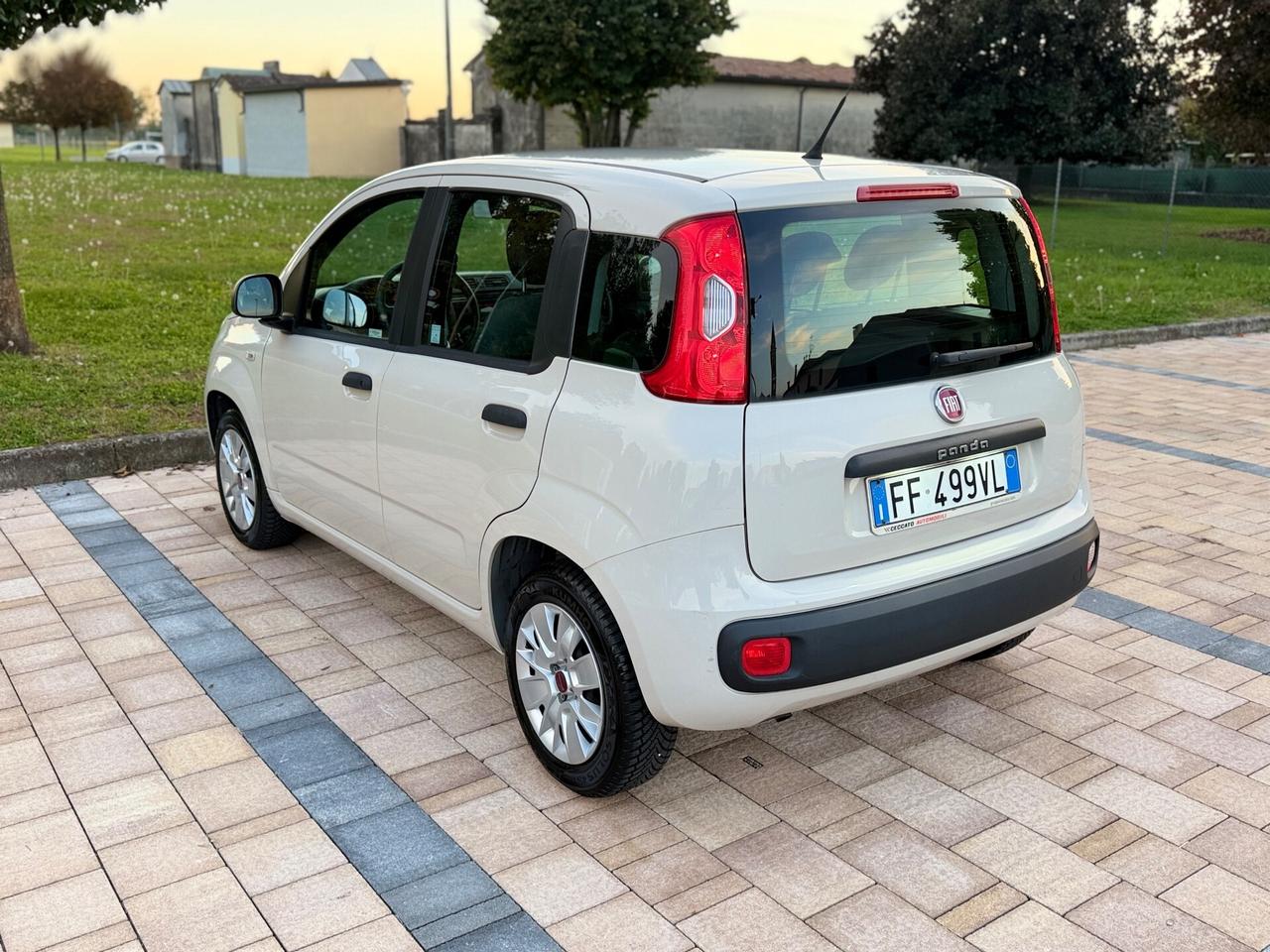Fiat Panda 1.2 Lounge NEOPATENTATI