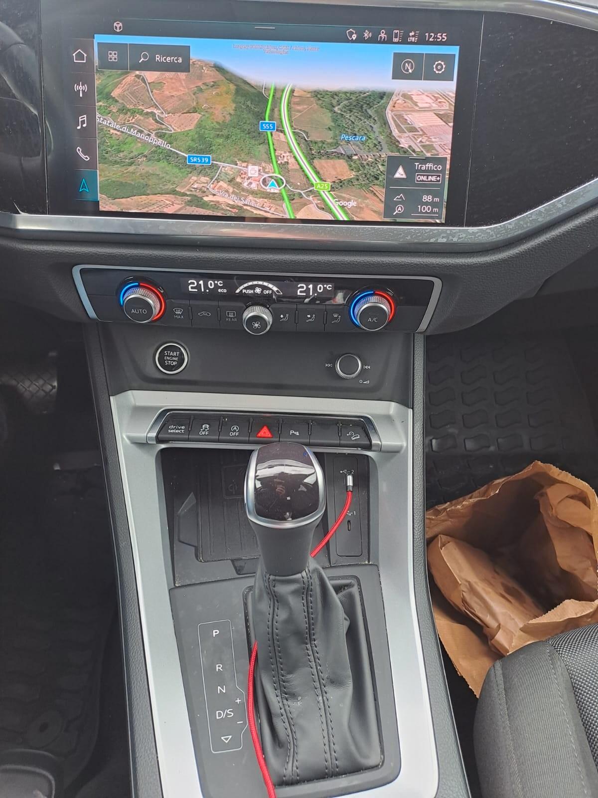 Audi Q3 35 TDI S tronic Business Advanced