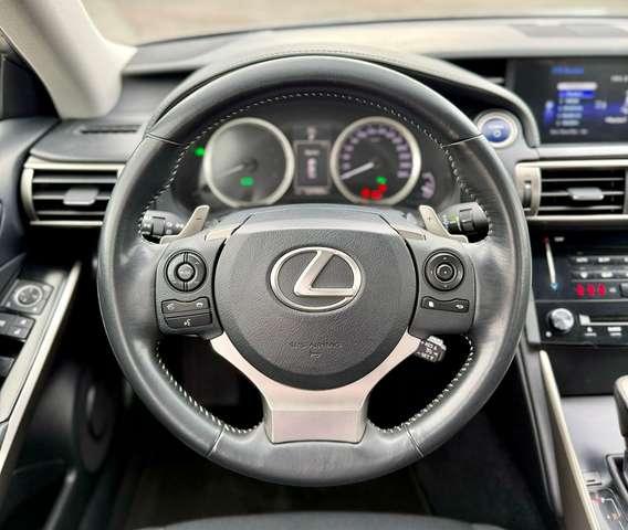 Lexus IS 300 h 2.5 Executive cvt