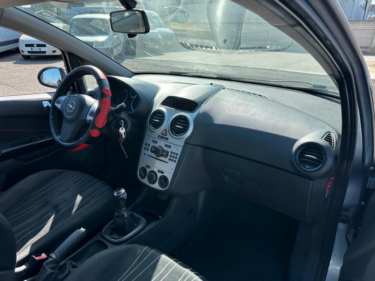 Opel Corsa 1.2 80CV 5 porte GPL-TECH Edition