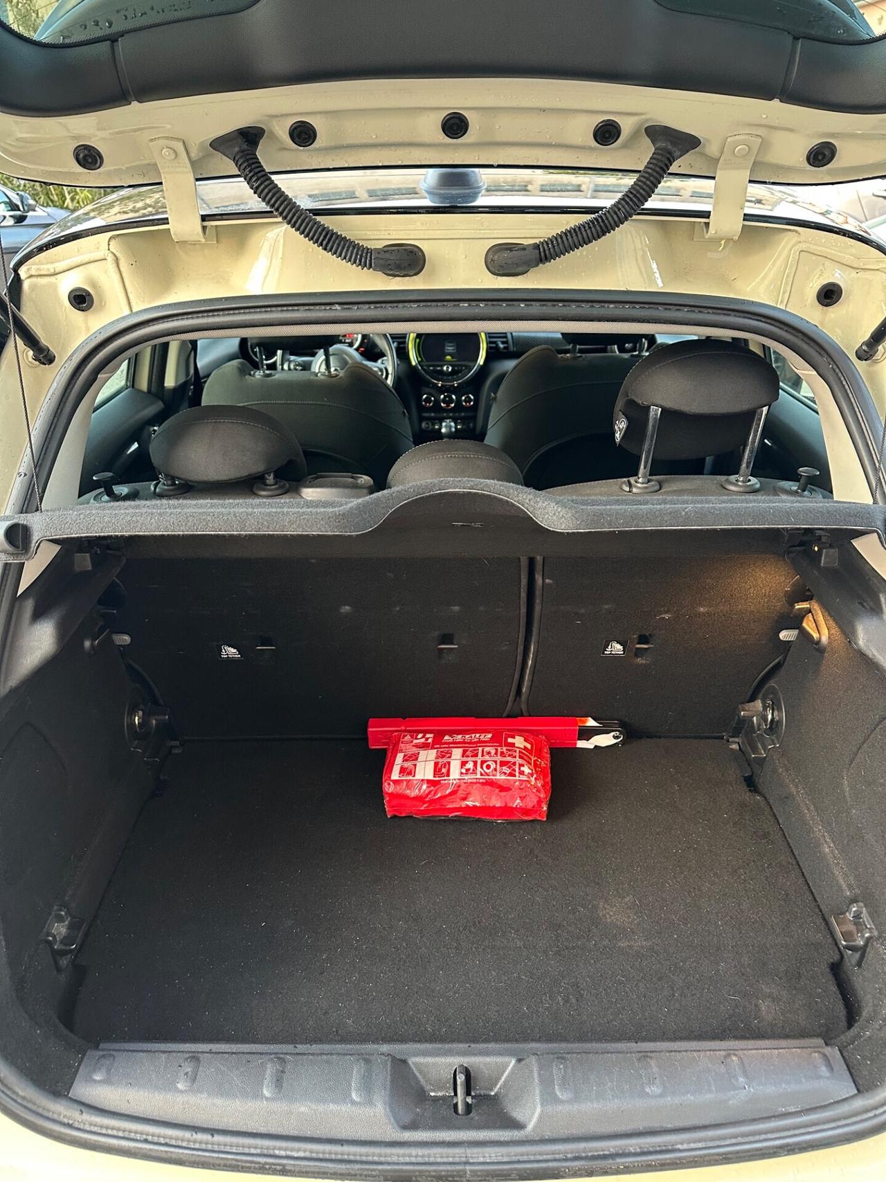 Mini Mini 2.0 Cooper SD Business XL 5 porte