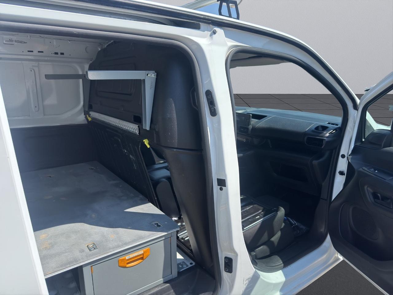 Opel Combo 1.5 D 100CV(L1H1 PC-TN-) ALLESTITO OFFI INA MOBILE+PORTAPACCHI-SENSORI-CRUISE-PASSO CORTO