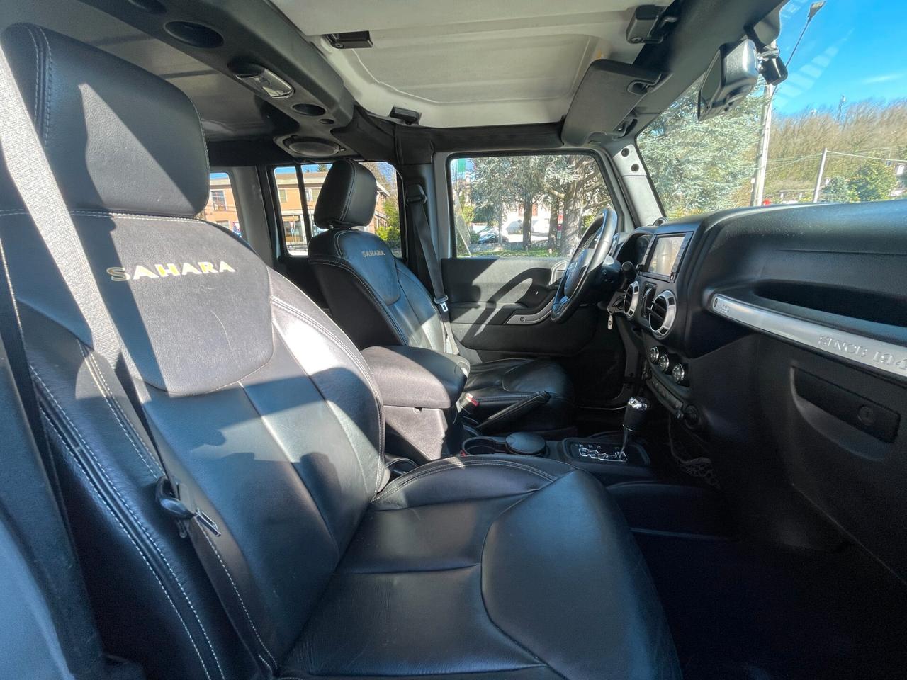 Jeep Wrangler Unlimited 2.8 CRD DPF Sahara Auto