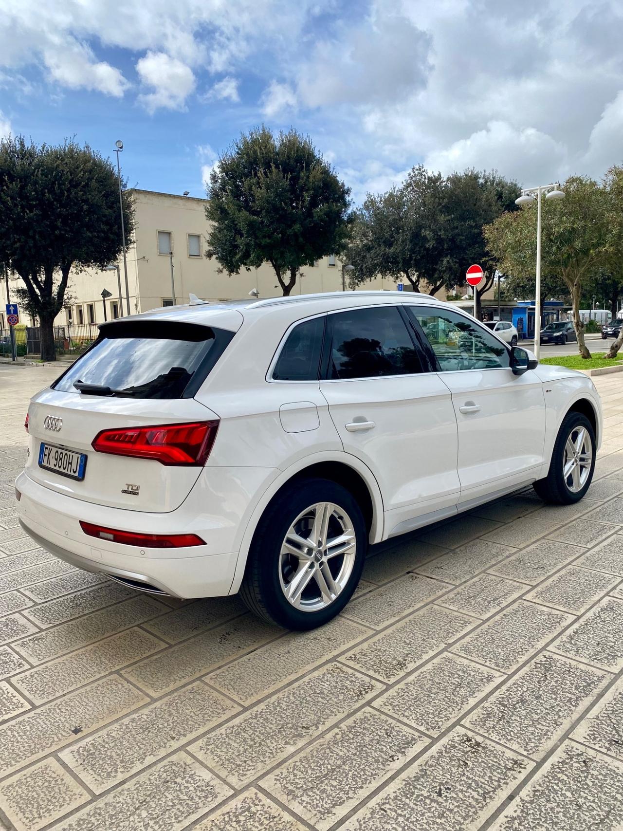 Audi Q5 2.0 TDI 190 CV quattro S tronic line plus