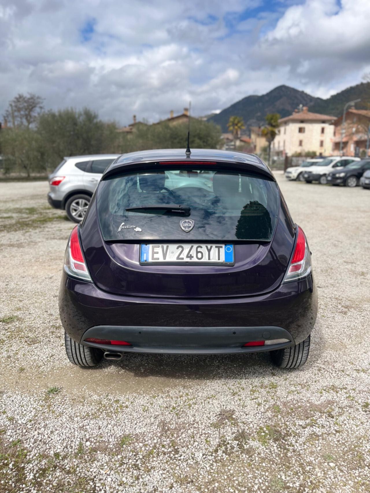 Lancia Ypsilon 1.3 Multijet 110000 km PARI AL NUOVO