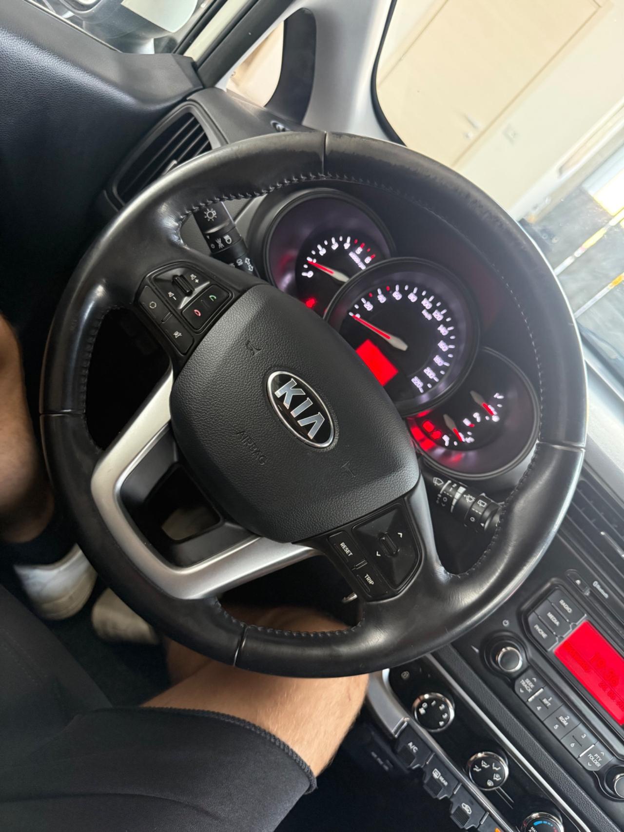 Kia Rio 1.1 CRDi 5p. Active NEOPATENTATI