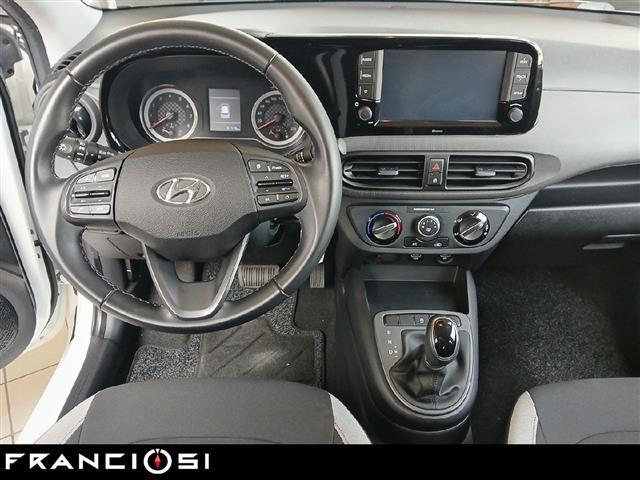 HYUNDAI i10 I 10 1.0 MPI Tech Connect Pack AT