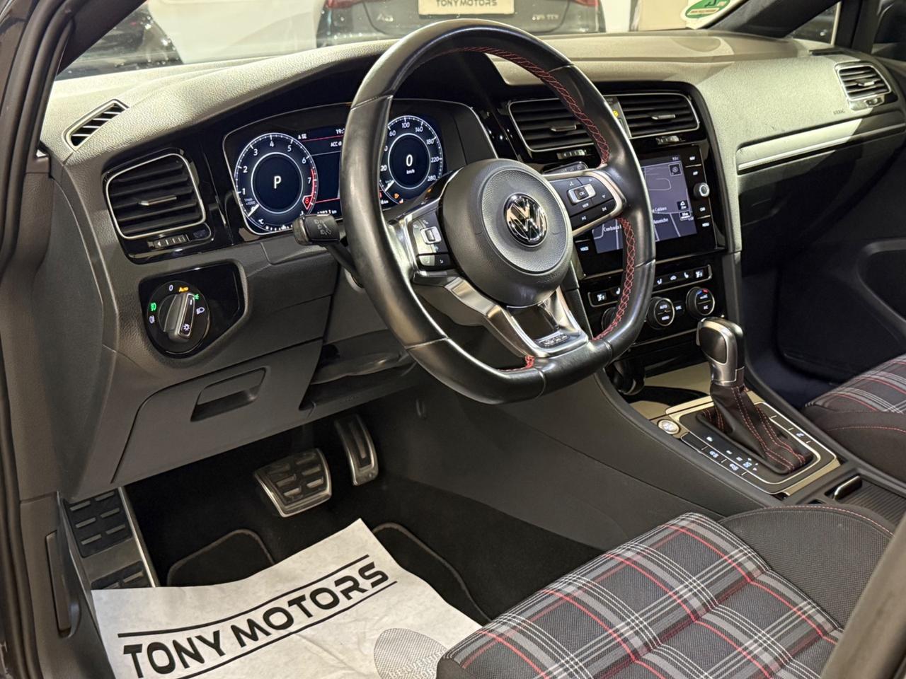 GOLF GTI PERFORMANCE