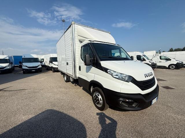 IVECO DAILY 35C14H BOX + SPONDA