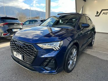 Audi Q3 Sportback 35 2.0 tdi Identity Black s-tronic