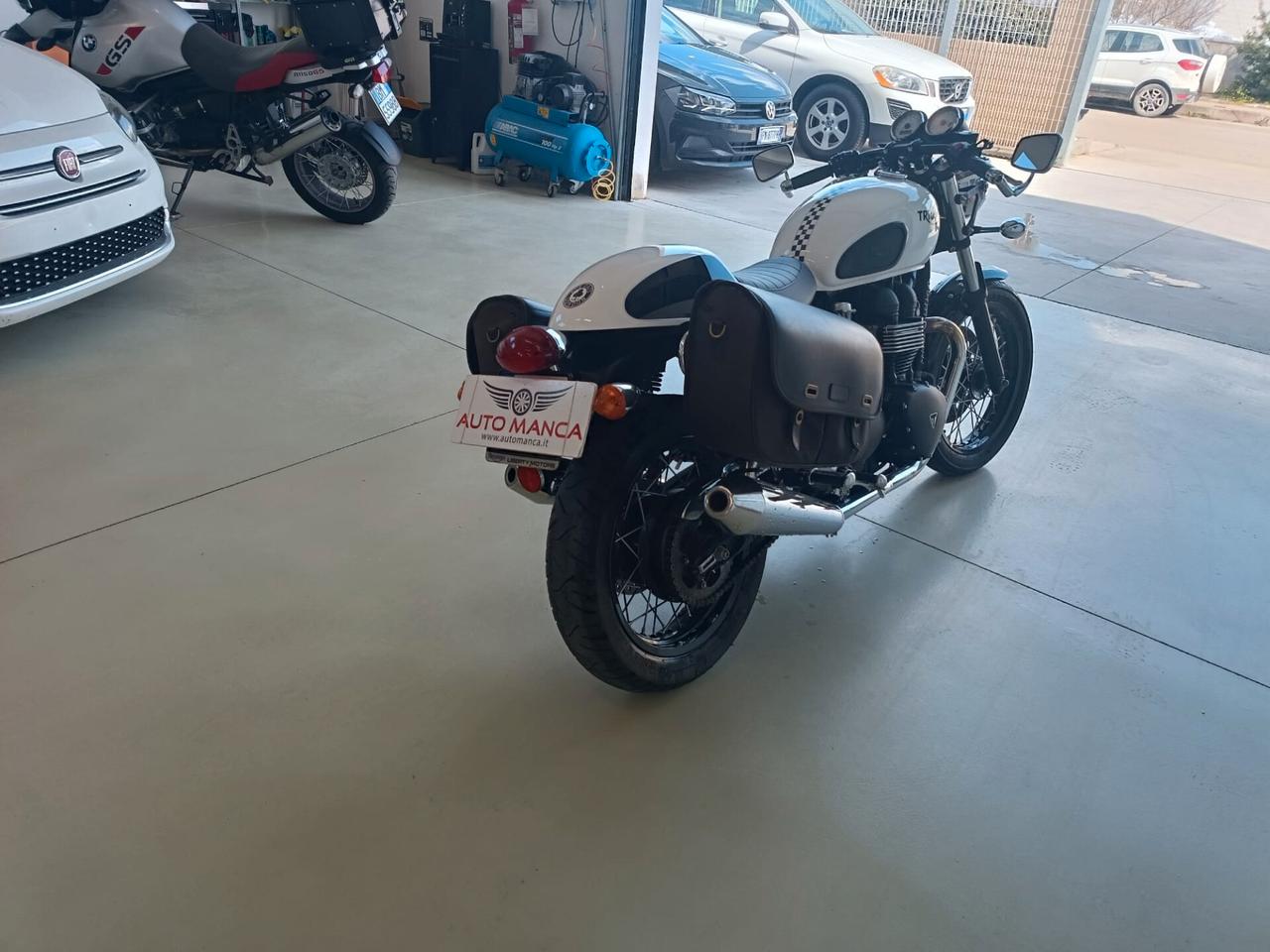 Triumph Thruxton Ace 900