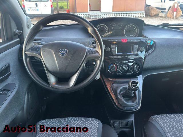 LANCIA Ypsilon 1.0 FireFly 5 porte S&S Hybrid Ecochic Gold
