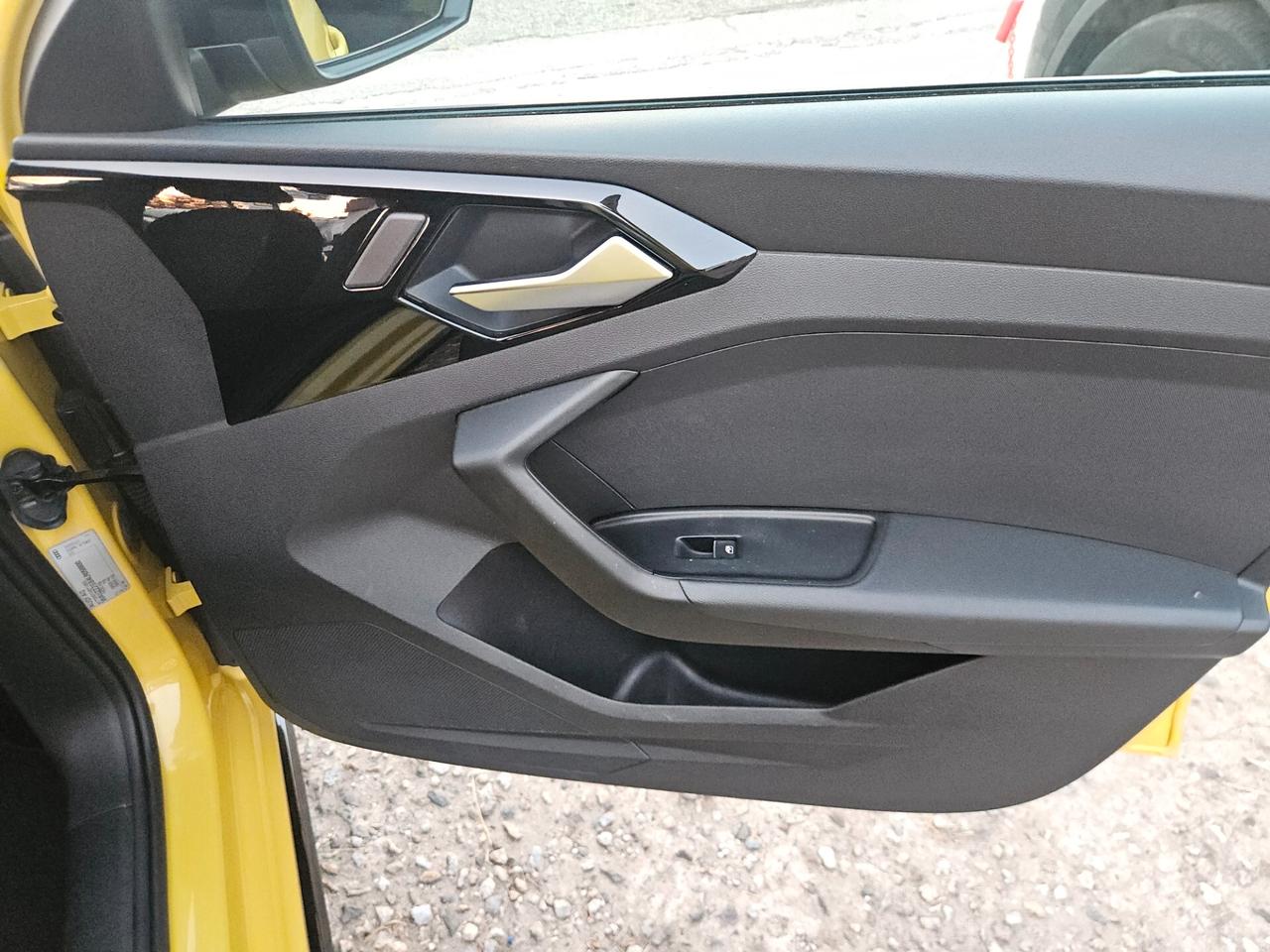 Audi A1 SPB 25 TFSI Identity Black MANUALE