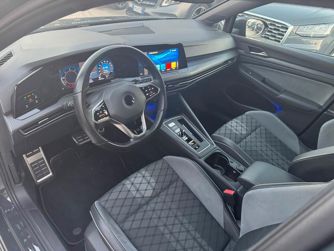 Volkswagen Golf 2.0 TDI 150 CV SCR R-Line