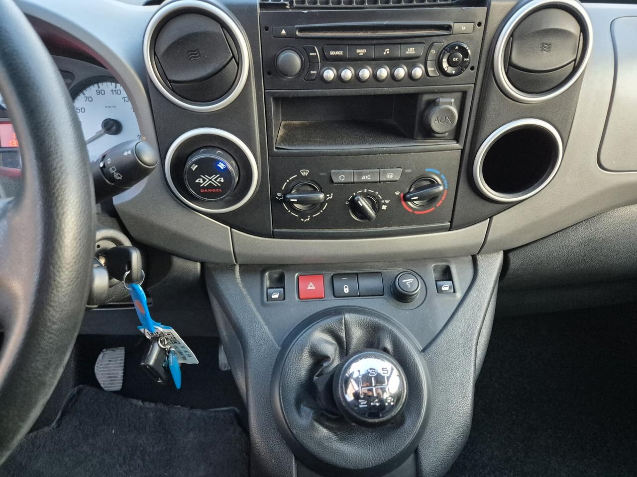 PEUGEOT PARTNER 5 POSTI 4X4