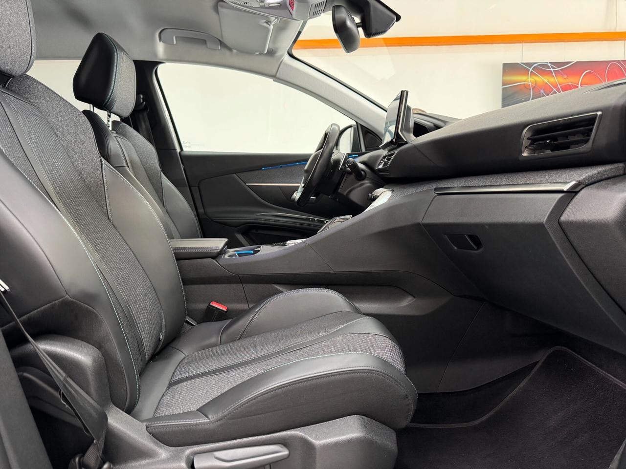 Peugeot 3008 BlueHDi 130 S&S EAT8 Allure Pack