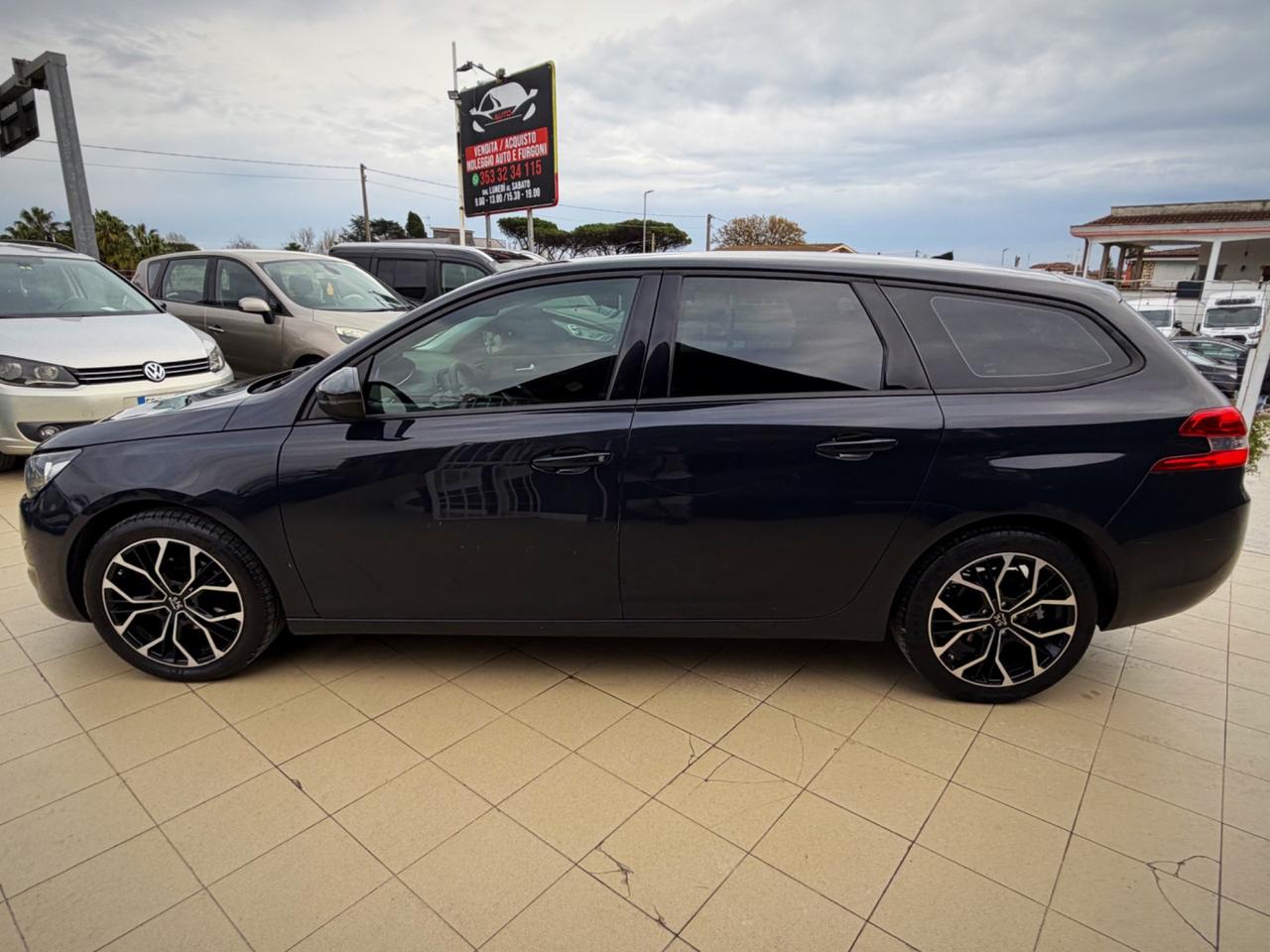 Peugeot 308 BlueHDi 120 S&S SW Business Garanzia 12 Mesi