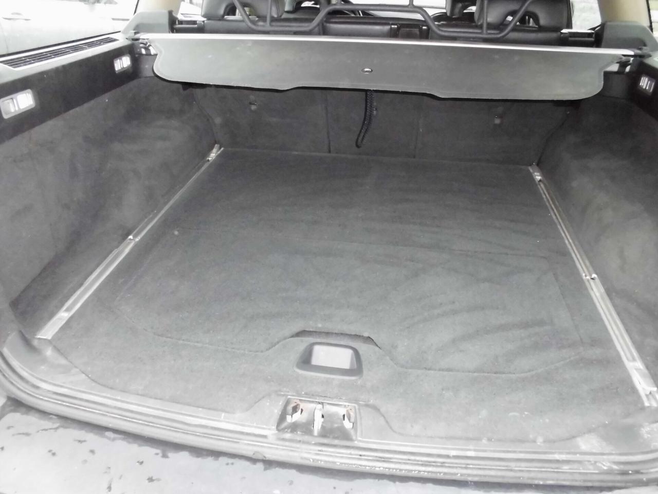 Volvo XC 70 XC70 D5 AWD Ocean Race