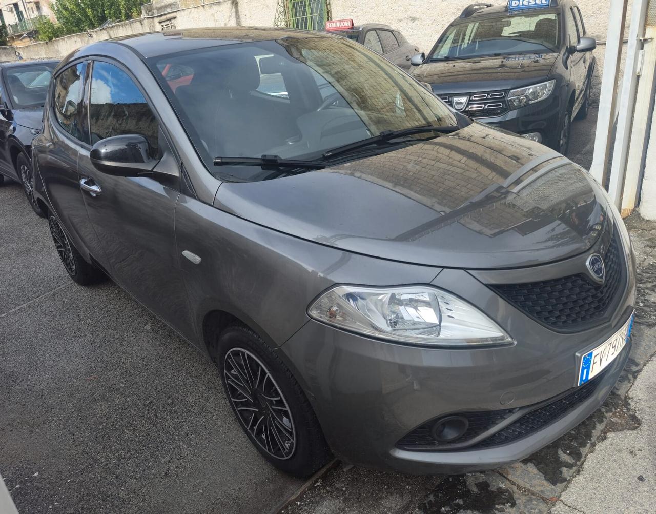Lancia Ypsilon 1.2 69 CV 5 porte GPL Ecochic Gold