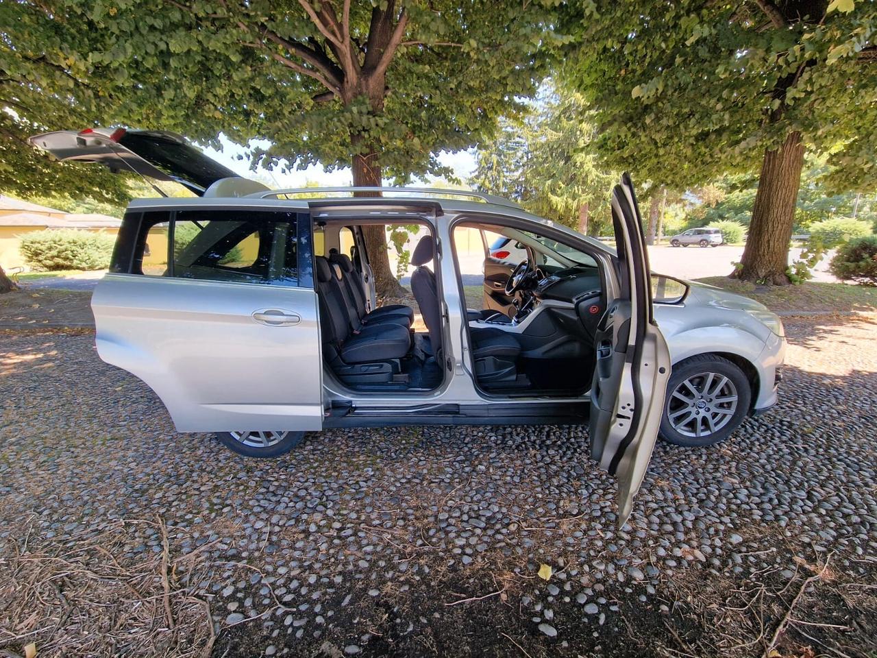 Ford C-Max 1.6 TDCi 115CV Plus 7 POSTI