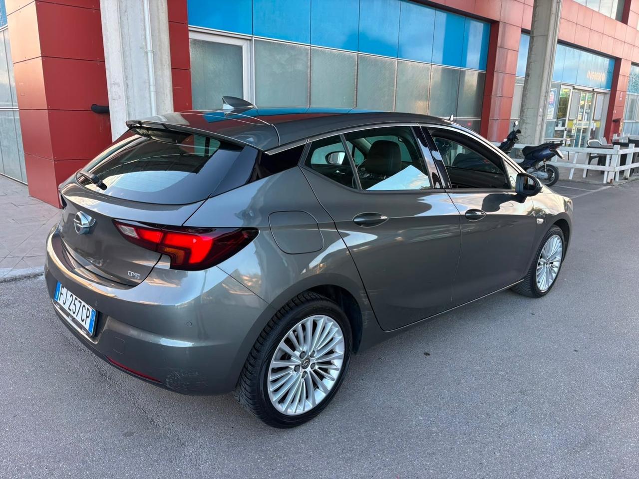 Opel Astra 1.6 CDTi 110CV Start&Stop 5 porte Innovation