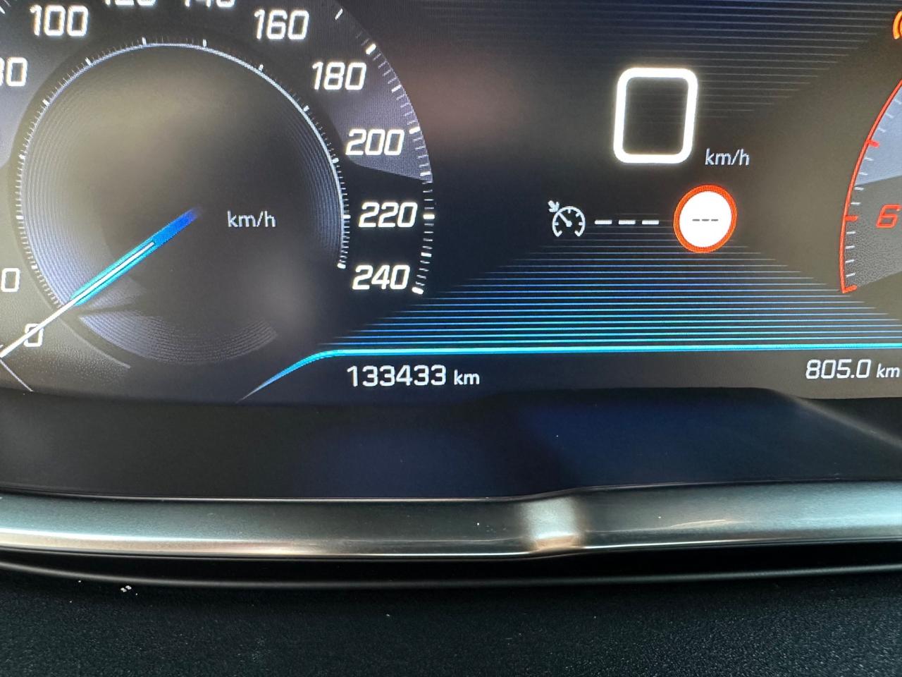 Peugeot 3008 BlueHDi 130 S&S EAT8 Allure