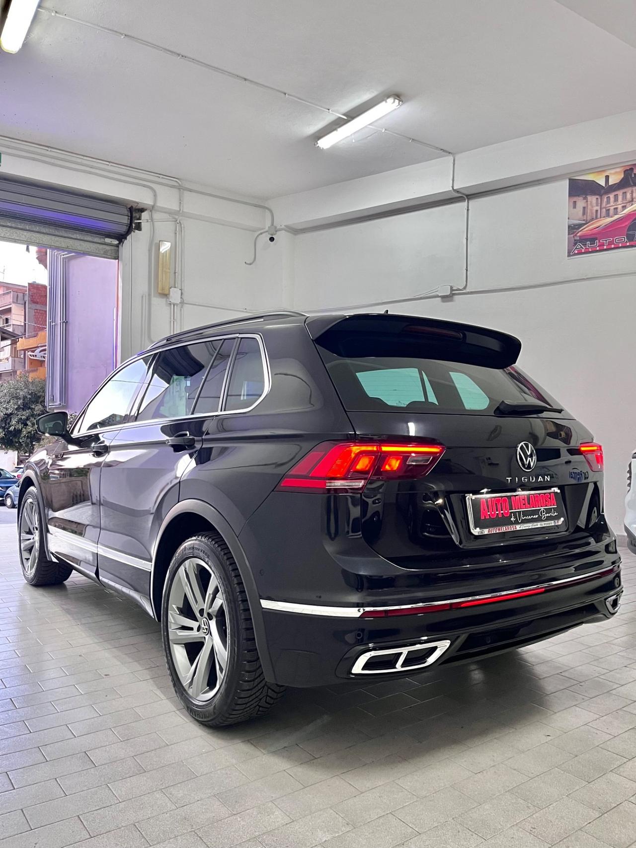 Volkswagen Tiguan 2.0 TDI 150 CV SCR DSG R-Line